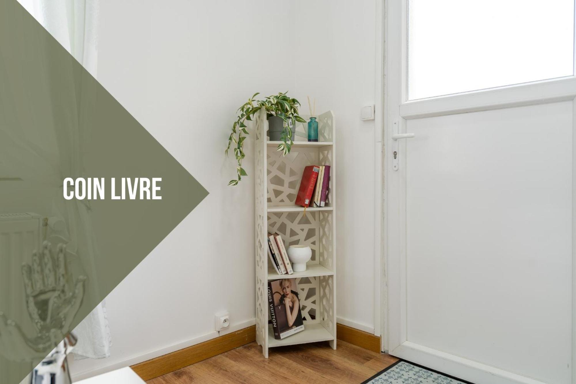 Cocon Douillet, Proche Gare, Wifi Apartman Drancy Kültér fotó