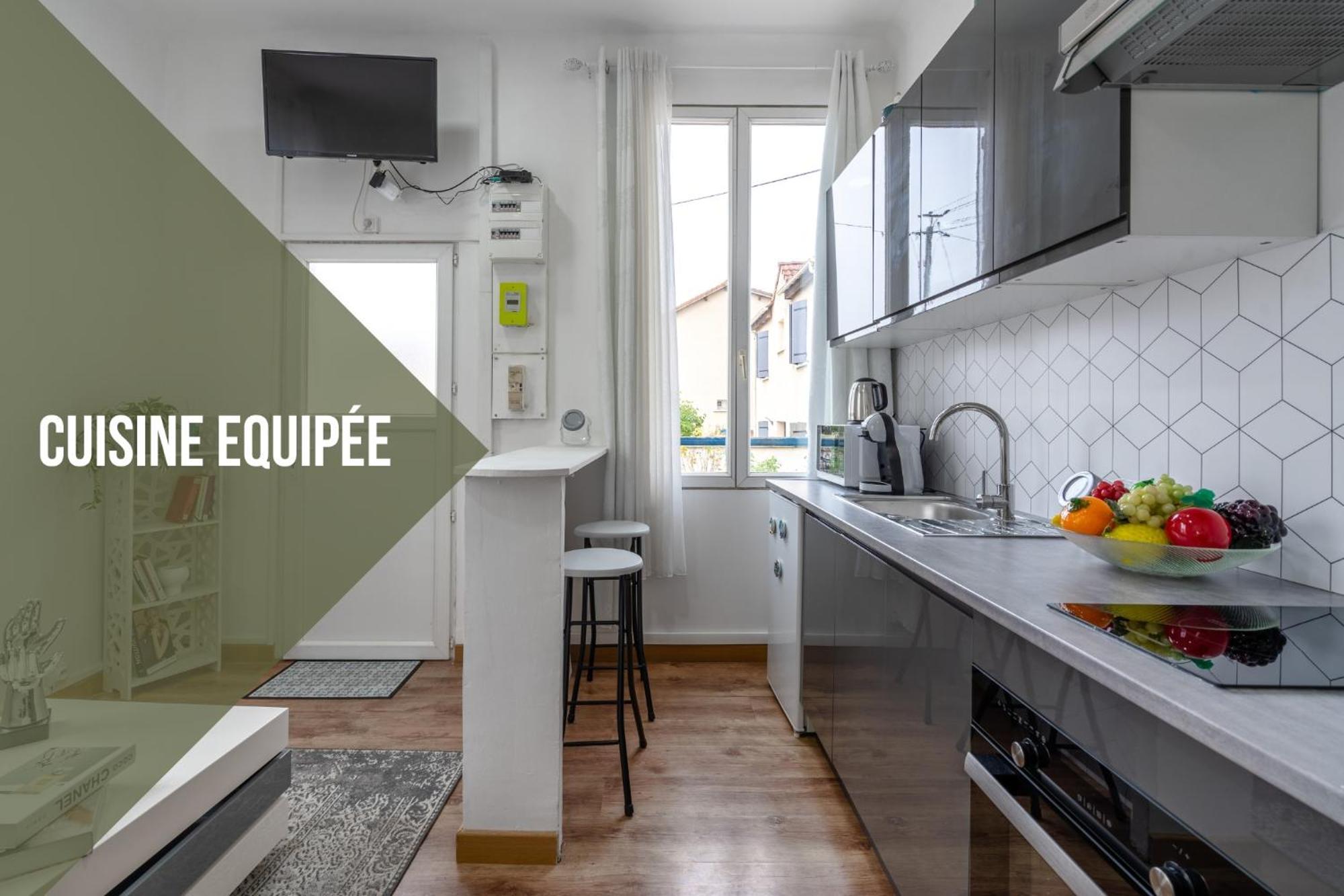 Cocon Douillet, Proche Gare, Wifi Apartman Drancy Kültér fotó